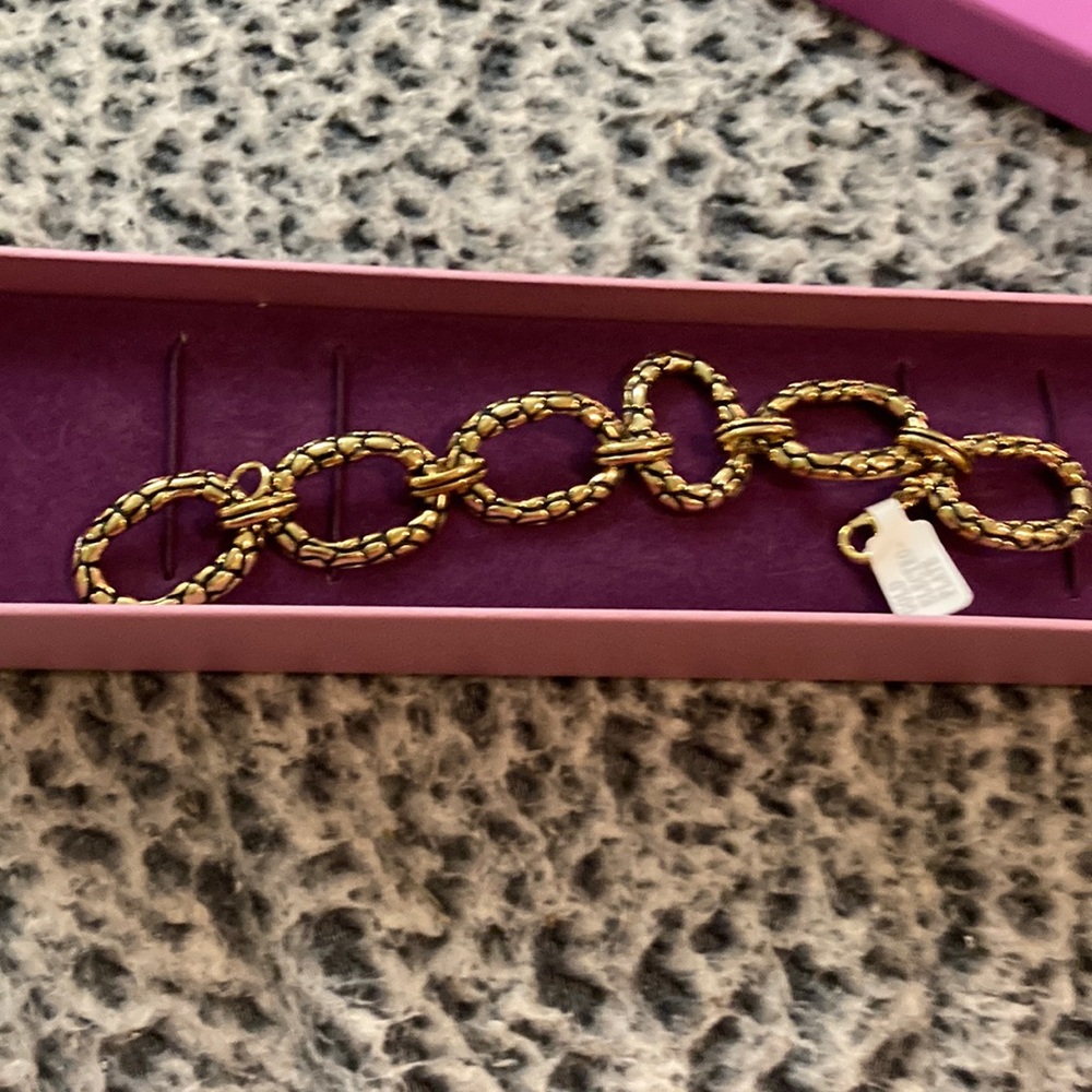 Bracelet